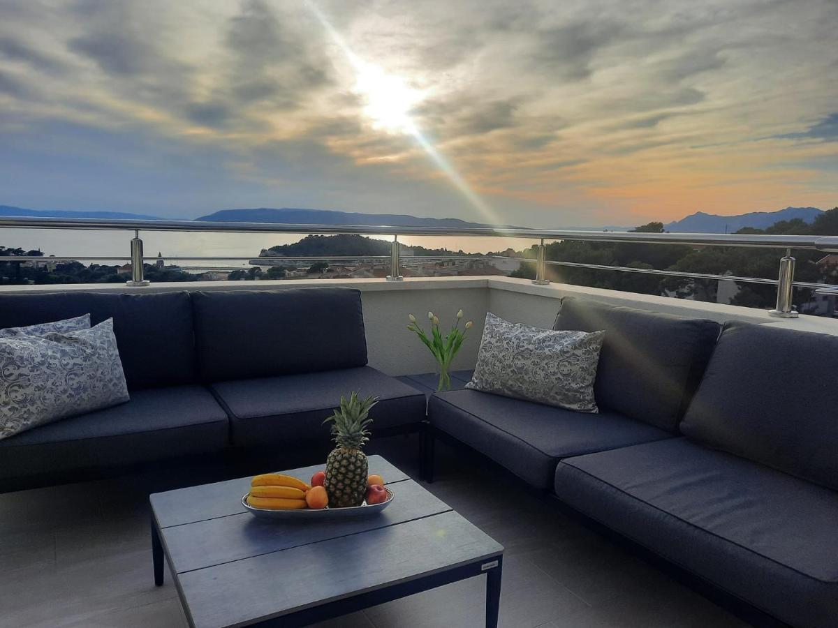 Apartment Anny De Luxe With Sea View Makarska Exteriör bild
