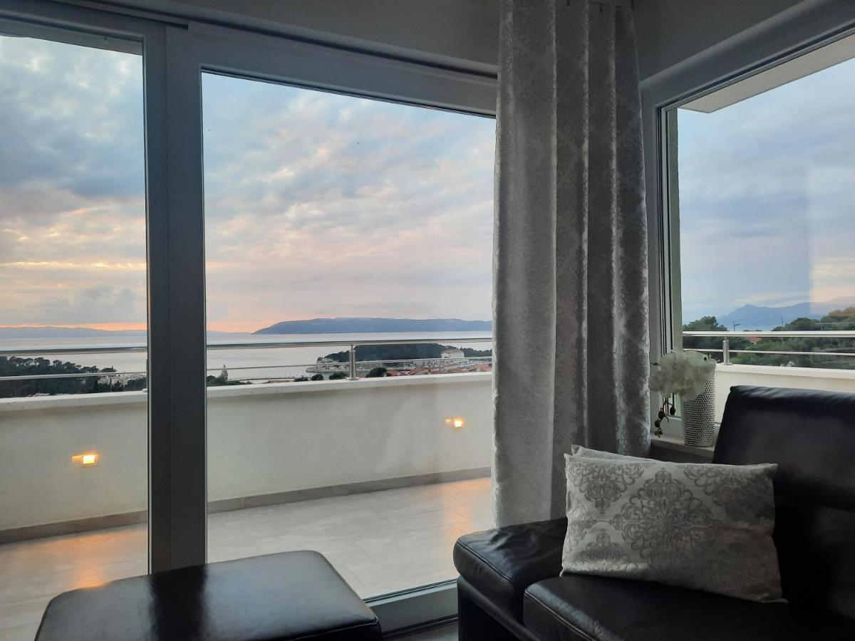 Apartment Anny De Luxe With Sea View Makarska Exteriör bild